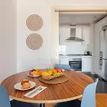 شقة Wonderful - Free Parking - Cabo Ruivo 34636al