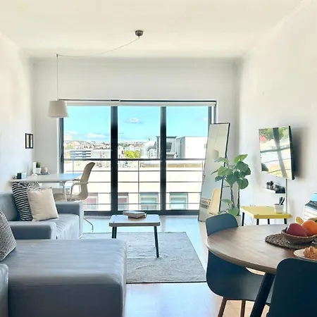 Wonderful - Free Parking - Cabo Ruivo 34636al דירה