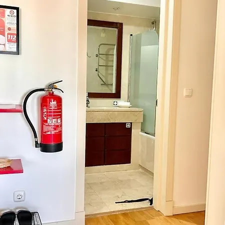 Wonderful - Free Parking - Cabo Ruivo 34636al דירה ליסבון