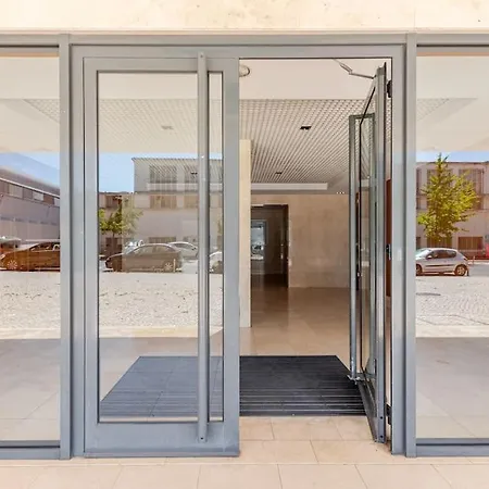 Wonderful - Free Parking - Cabo Ruivo 34636al דירה