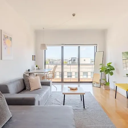 Wonderful - Free Parking - Cabo Ruivo 34636al Апартаменти *